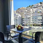 Appartement Beautiful In 302 *